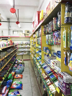 挑戰(zhàn)連鎖超市！鼎湖這家百貨店終結(jié)你的排隊(duì)結(jié)賬煩惱